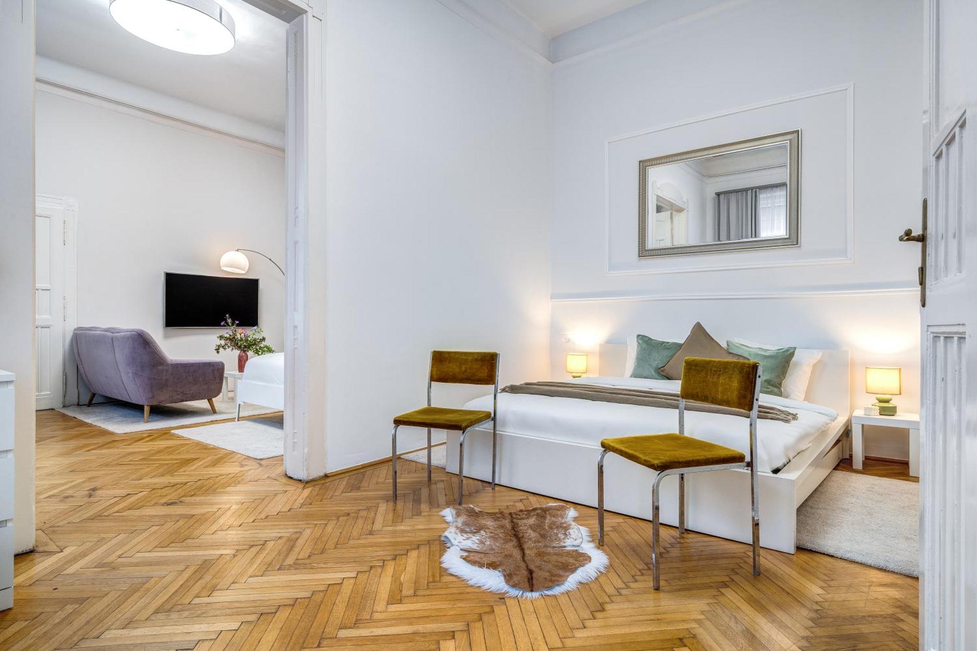 Szekely Bertalan Apartmán *